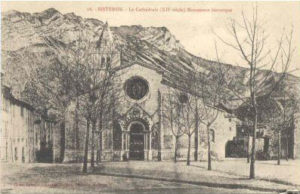 Cathédrale sans voiture
